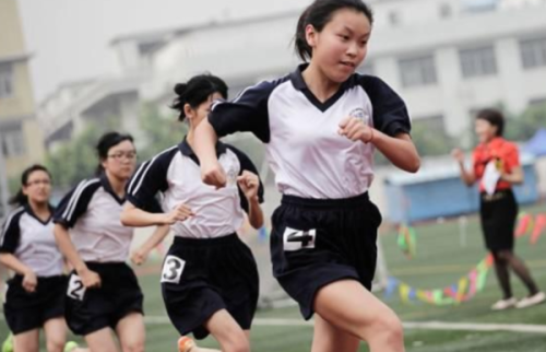 体育中考免考是要提交医院证明还是诊断单子？